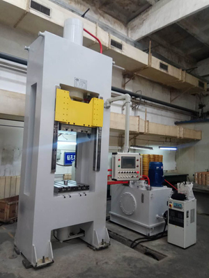 1600kN Y34 4 Pillar Hydraulic Press For Metal And Plastic Products